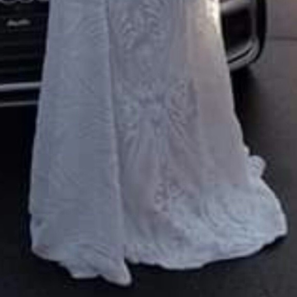 Dress - Picture 11 of 16